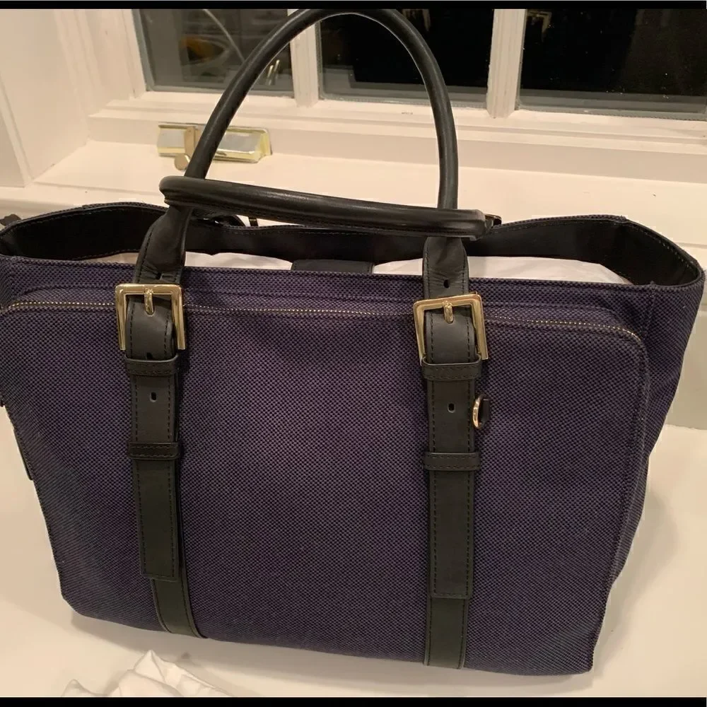 India Hicks Duchess of Windsor - Navy - New